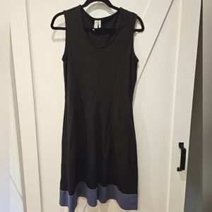 Lovely sleeveless dress